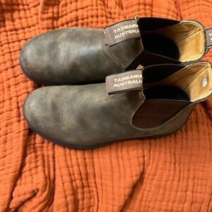 Blundstone women’s Brown Leather Boots